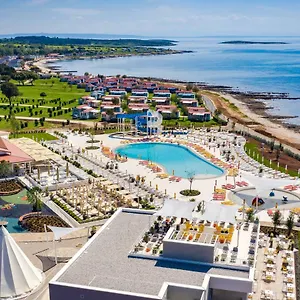 Arena Grand Kazela Camping Homes Holiday park
